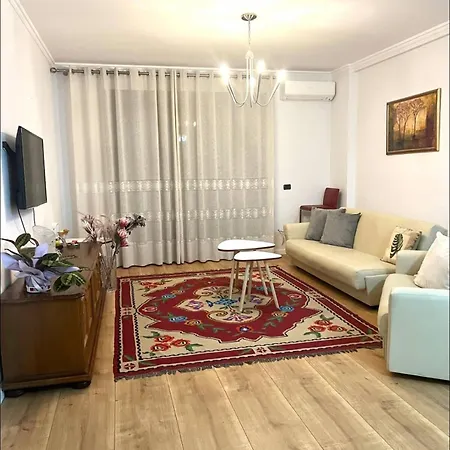 Akuena Center * 티라나