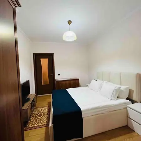 Akuena Center * Tirana