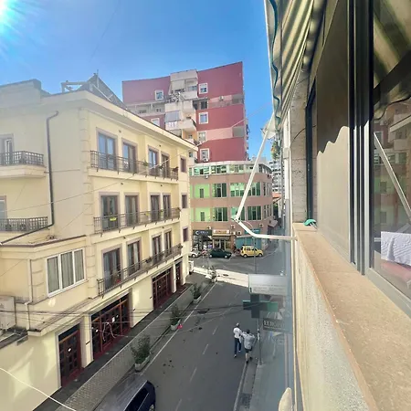 Akuena Center Daire Tiran