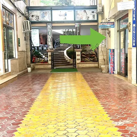 Akuena Center * تيرانا