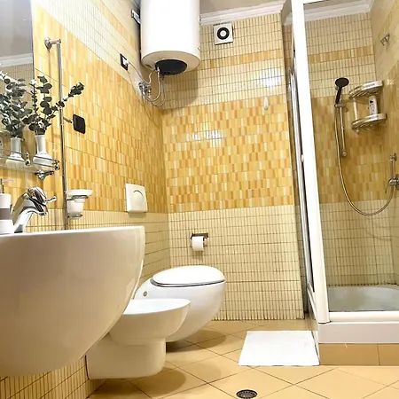 شقة Akuena Center